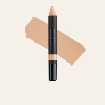 Concealer pencil in shade medium 5 with texture swatch